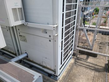 ダイキン工業製エアコン室外機