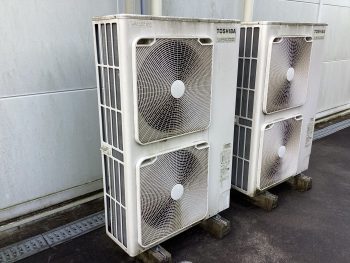 エアコン室外機